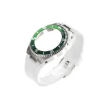 Зеленый круглый стальной корпус + белый ремешок