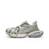 Светло-бежевый