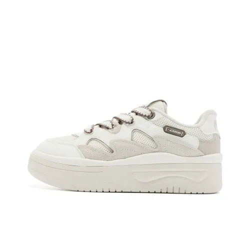 QIAODAN Желе Амортизация Покрытие Баланс Легкий Дышащий Противоскользящий Низкий Топ Скейтборд Кроссовки Женские Сливочный