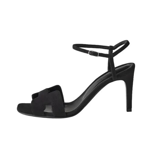 HERMES One Ремень Сандалии 7,5 см Женские Черные