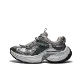 Серебристо-серый