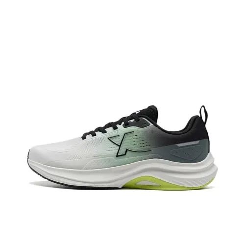 XTEP Беговые кроссовки Low Top Белый Черный Зеленый Мужской