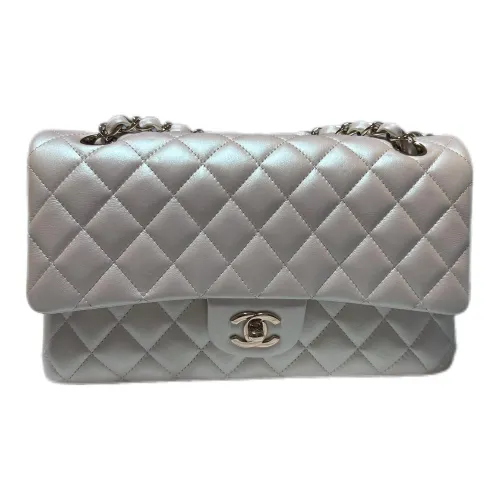 CHANEL Classic Flap CF Радуга Телячья кожа Сумка через плечо Сумка на плечо Средний Женская Белая