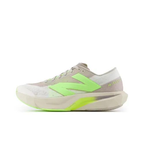 New Balance Rebel V4 Беговые кроссовки Низкий верх Белый Светло-серый Мужской