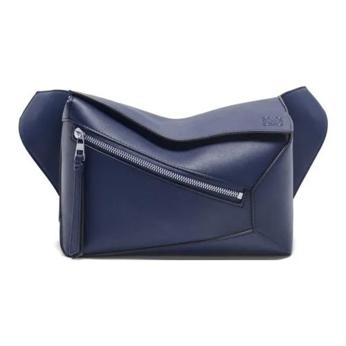 LOEWE Пазл Телячья кожа Бананка Маленький Женские Темно-синий