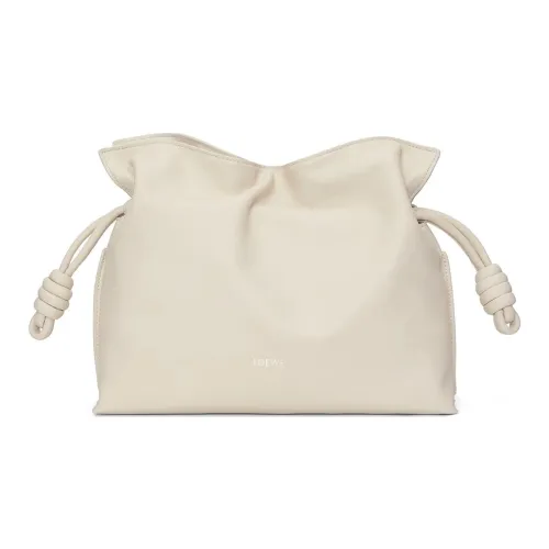 LOEWE Flamenco Коровья кожа Сумка на плечо Клатч Средний Женские Цвет морской соли