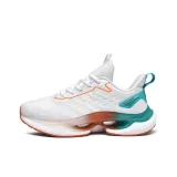 Белый и оранжевый