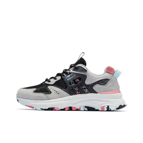 QIAODAN Slip-resistant Abrasion-resistant Low Top Беговые кроссовки Женские Black Пемза