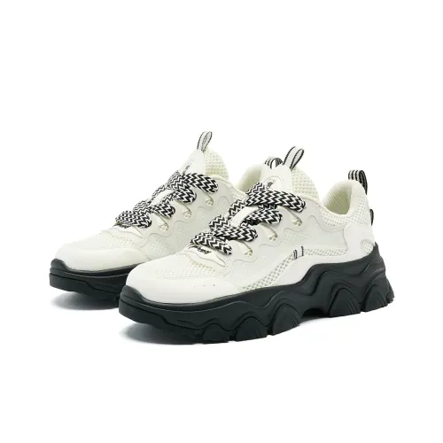 QIAODAN Слон Амортизация Увеличение Высоты Устойчивость к Износу Легкий Дышащий Противоскользящий Низкий Топ