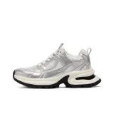 Серебристый