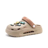 Коричневый