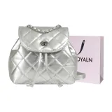 Серебристый