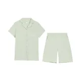 Светлый гороховый зеленый.