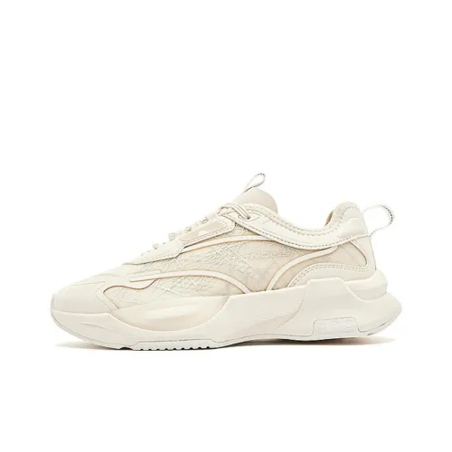 QIAODAN Mustang Ace Амортизация Низкий Топ Повседневная Обувь Женская Бежевая