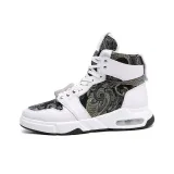 Белый с флисовой подкладкой