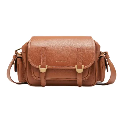 COCCINELLE GRAIN LEATHER Сумка через плечо Маленькая Женская Коричневая