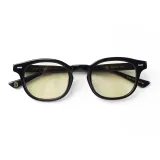 Черная резинка с светло-оливково-зелеными линзами