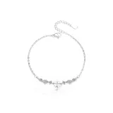 Браслет с блестящим стразом в форме четырехлистного клевера