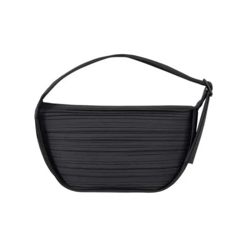 PLEATS PLEASE ISSEY MIYAKE Полиэстер Одно Плечо Сумка Маленькая Женская Черная