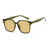 Глубокий Космос Зеленый чай Коричневый