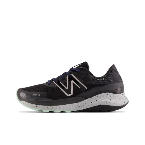 New Balance DynaSoft Nitrel V5 Устойчивый к истиранию Водонепроницаемый и Дышащий Низкий Топ Беговые кроссовки Женские Черный Белый