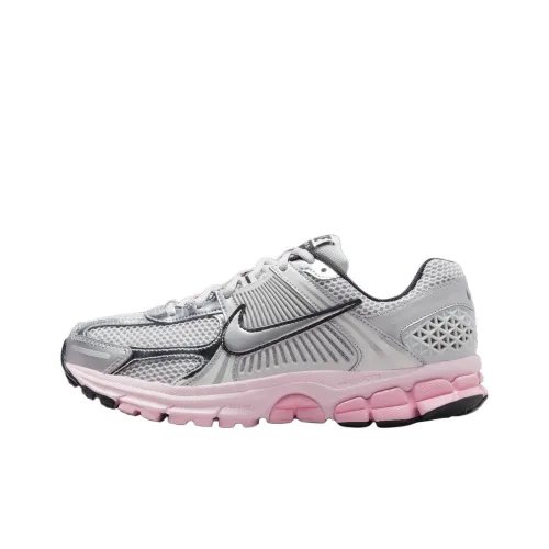 Nike Air Zoom Vomero 5 Беговые кроссовки Низкий топ Фотонная пыль/Металлическое серебро/Розовая пена Женские