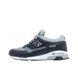 Черно-серый