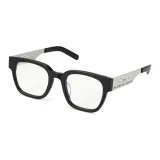 Чёрная резинка с простыми стеклами