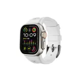 Белый ремешок, черная шпилька.