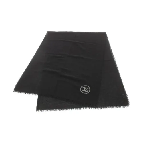 CHANEL Шали Женские