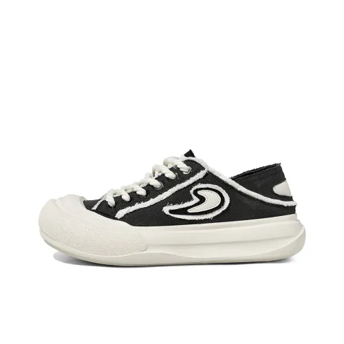 TCELLARS Low-Top Canvas Shoes Unisex