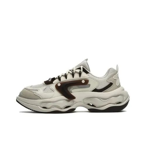 FILA FUSION Низкие Беговые Кроссовки Мужские Бежевые Черные