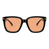 Чайно-коричневый