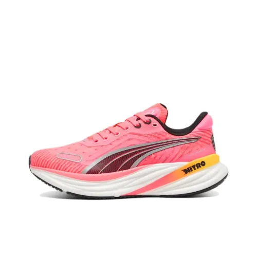 PUMA Magnify Nitro 2 Slip-Resistant Abrasion-Resistant Low Top Casual Running Shoes Women's Pink PUMA Magnify Nitro 2 Противоскользящие Аbrasion-Resistant Низкий Топ Повседневные Беговые Кроссовки Женские Розовые
