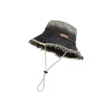 Дымчато-серый