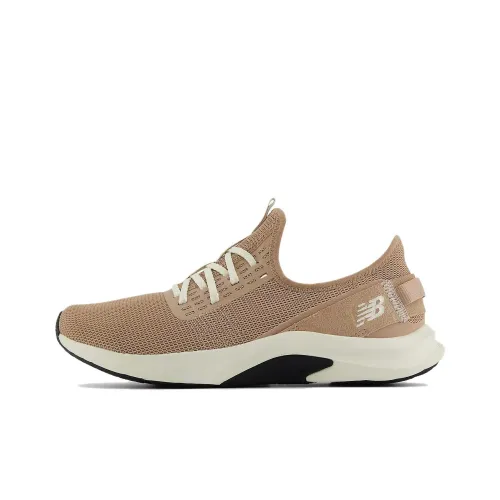 New Balance DynaSoft Nergize Sport v2 Low Топ Повседневные Беговые кроссовки Женские Коричневый Rice