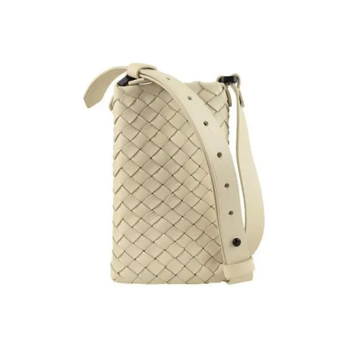 Bottega Veneta Чехол для телефона из кожи мужской светло-серый