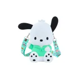 Белый-зеленый пача собака