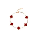 Браслет с четырехлистным клевером