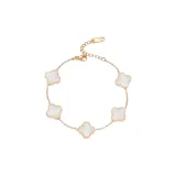 Браслет с четырехлистным клевером