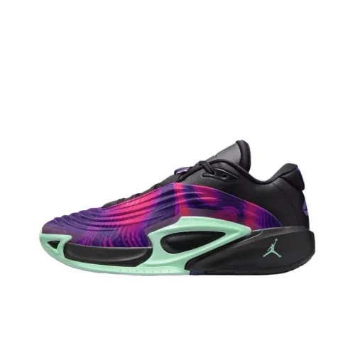 Джордан Luka 3 'Полночь Racer' Устойчивый к истиранию Низкий Топ Баскетбольные Кроссовки Мужской Фиолетовый Зеленый