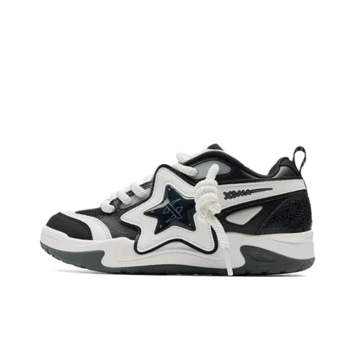 XTEP Износостойкий и Легкий Низкий Топ Скейтборд Кроссовки Мужские Черный Белый