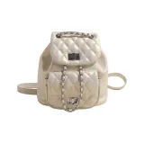 Жемчужно-белый