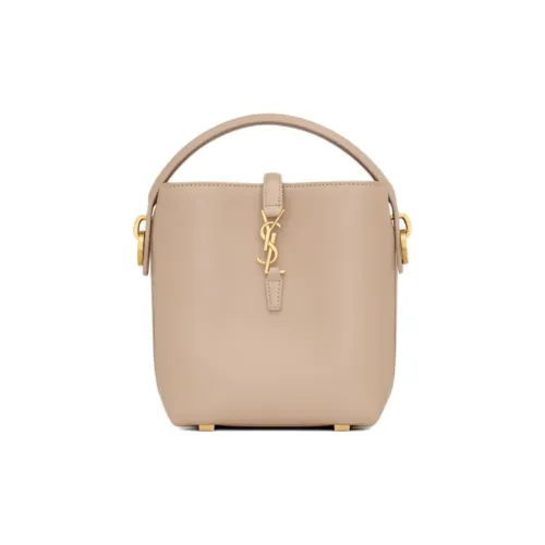 SAINT LAURENT Cassandre Корова Кожа Ведрообразная Сумка Сумка через плечо Мини Женский Темно-бежевый