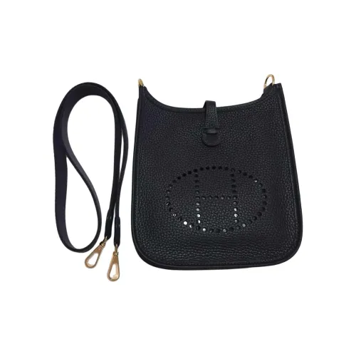 HERMES Evelyne Clemence Телячья кожа Evelyn Сумка через плечо Сумка на плечо Женская Черная