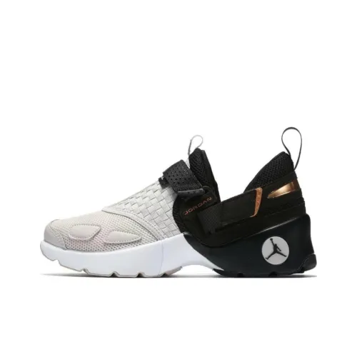 Джордан Trunner LX Амортизация Износостойкий Низкий Топ Винтажные Баскетбольные Кроссовки Женские Черный Белый