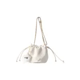 Белый с шармом