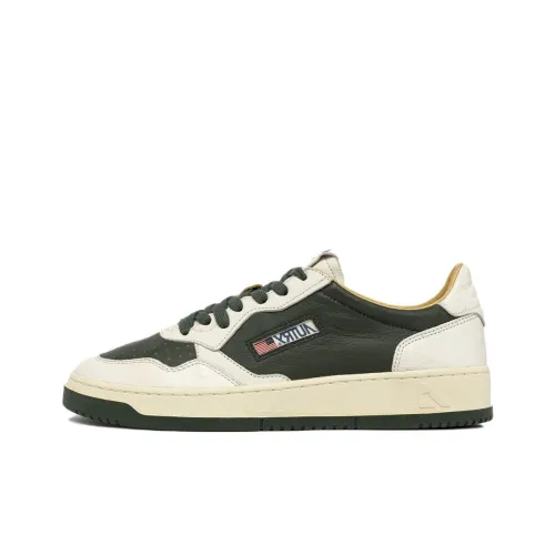 AUTRY Medalist Slip-resistant Abrasion-resistant Low-top Skateboard Shoes Men's Beige Green AUTRY Medalist Противоскользящие Износостойкие Низкие Кеды для Скейтбординга Мужские Бежево-зеленые