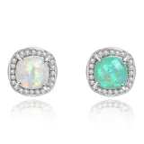 Несовпадающий