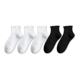 5 пар (3 белых + 2 черных)